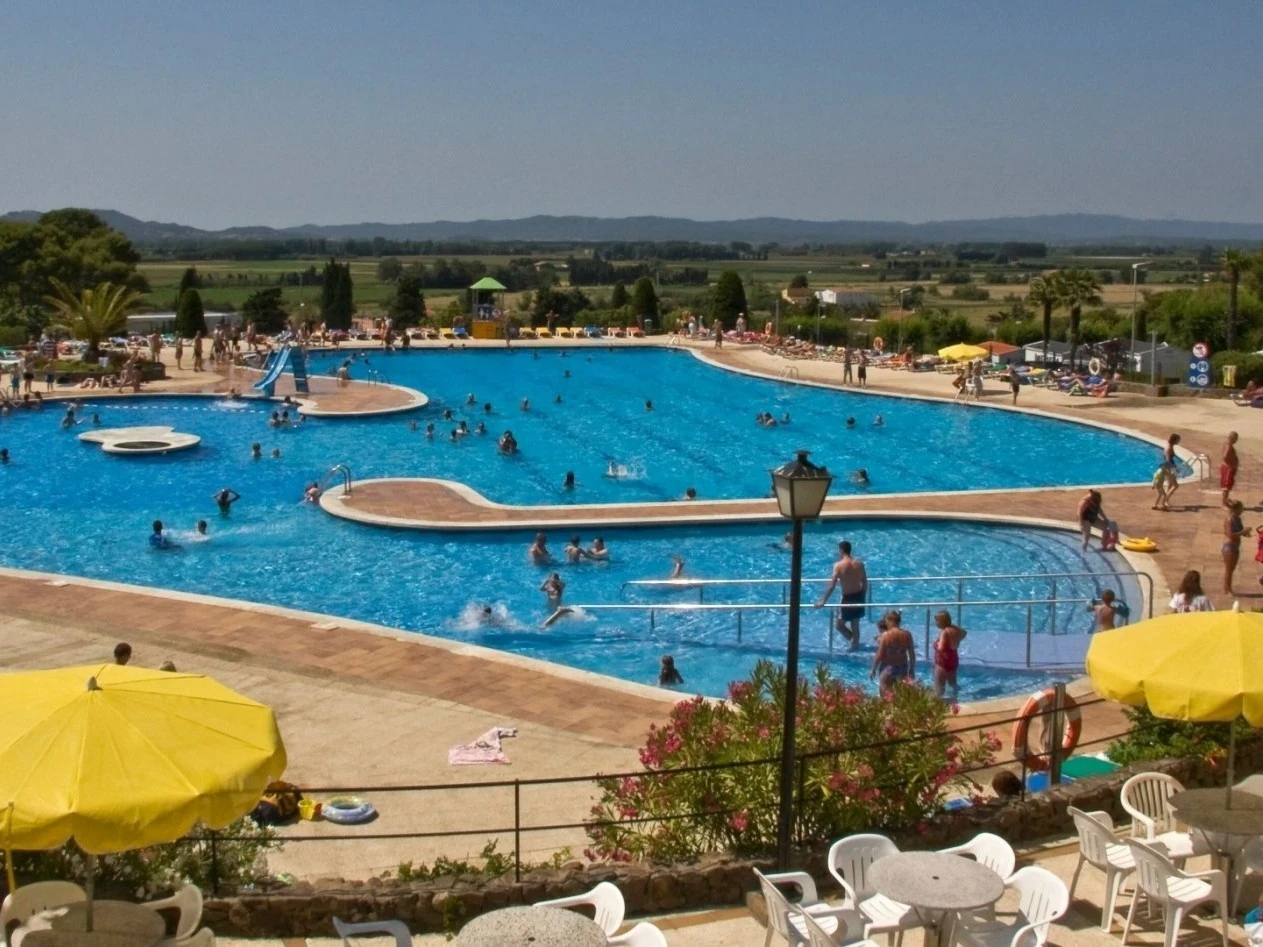 Genieen Sie Camping Castell Montgri  Estivotravel