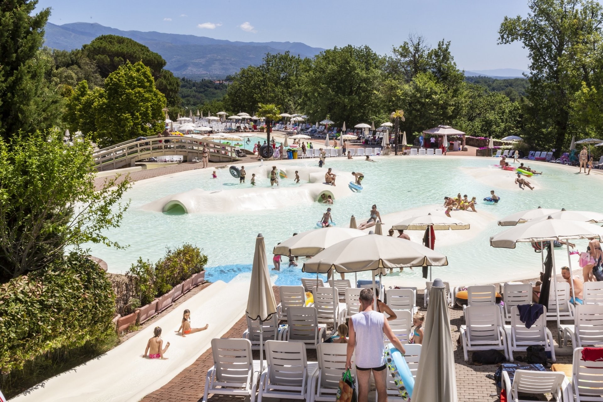 Camping Norcenni Girasole